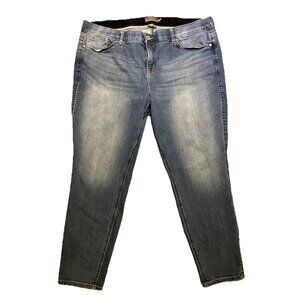Torrid Jeans Women’s Size 26R Bombshell Skinny Premium Stretch High‎ Rise Denim
